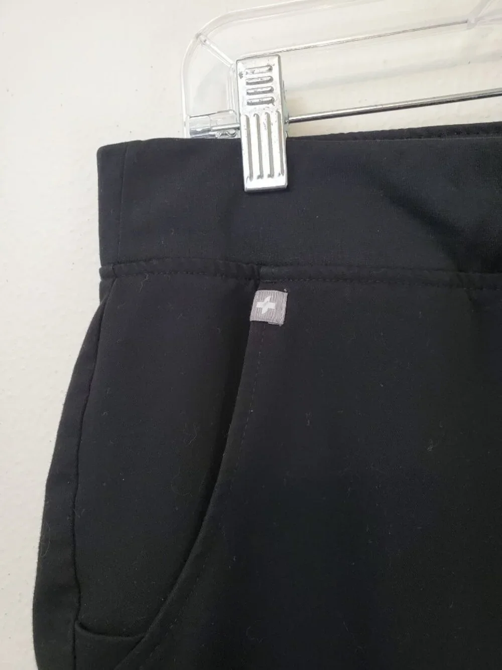 Figs Zamora Jogger scrub pants in black - Picture 4 of 11